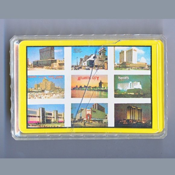Vintage Atlantic City NJ Souvenir Casino Playing Cards - The World Joker - Picture 3 of 7